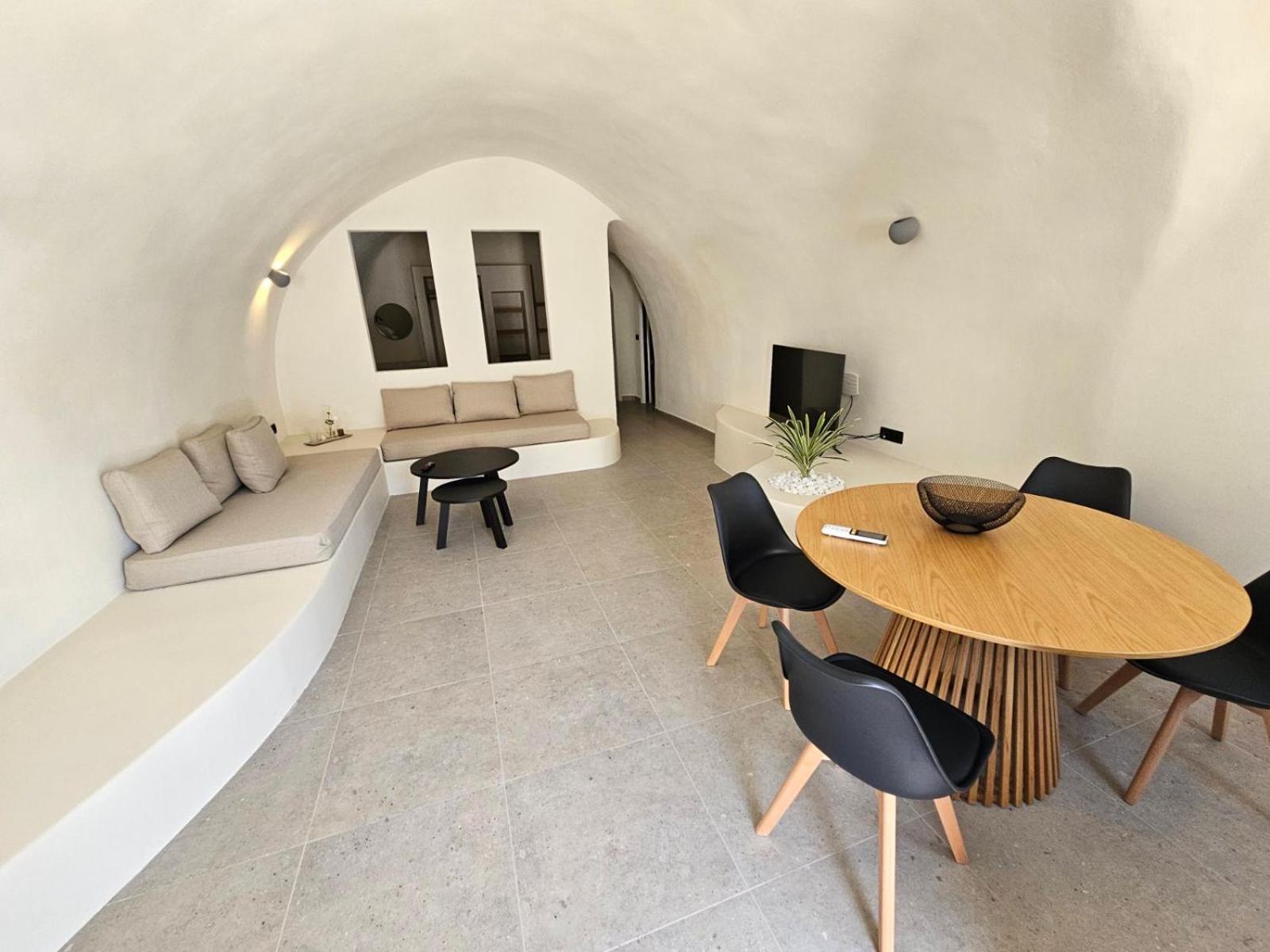 Petroma Cave Suites Vourvoúlos Exteriör bild